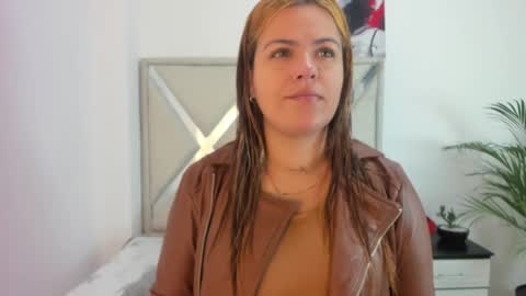 Snapshot of alexandra_torress chatting on 01/19/26, 11:47 alexandra online show from 01/19/26, 11:47