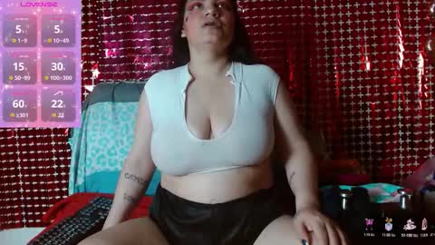 Snapshot of alexandra_xxx_ chatting on 10/10/25, 06:23 alexandra_xxx_ online show from 10/10/25, 06:23