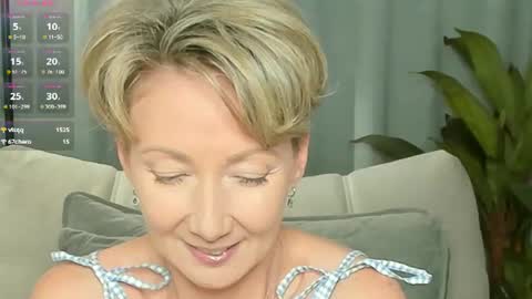 Snapshot of alexandrafix chatting on 06/19/26, 02:10 Alexandra online show from 06/19/26, 02:10