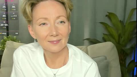 Snapshot of alexandrafix chatting on 07/27/26, 02:13 Alexandra online show from 07/27/26, 02:13