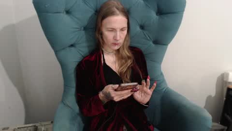 Alexandra online show from 05/29/26, 12:14