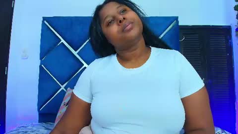Snapshot of alexarousse4u chatting on 06/29/26, 11:49 Alexa online show from 06/29/26, 11:49