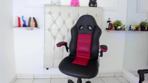 Alexa Smith  online show from 01/14/25, 04:57