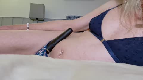 alexass online show from 01/20/25, 03:15