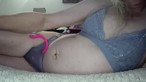 alexass online show from 11/18/25, 10:03