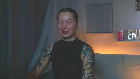 Snapshot of alexasven chatting on 05/29/26, 10:41 Alex DONT FORGET GIVE ME THUMBS UP online show from 05/29/26, 10:41