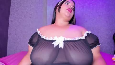 alexataylorr_ online show from 01/14/26, 11:49