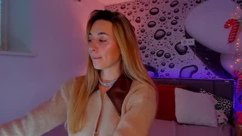 Snapshot of alexawilds chatting on 01/18/26, 01:15 AlexaWilds online show from 01/18/26, 01:15