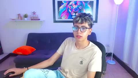 alex online show from 04/10/26, 01:49