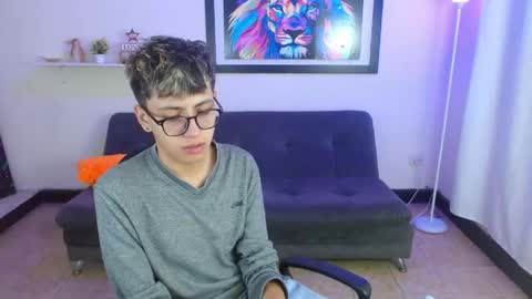 alex online show from 04/11/26, 01:37