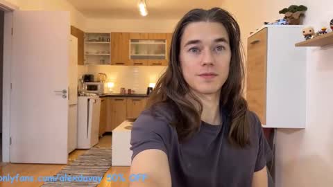           online show from 11/11/25, 09:31