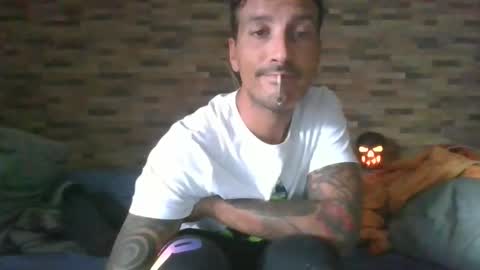 alexdelarge23 online show from 10/31/25, 02:40