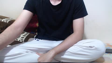 Snapshot of alexdelarge323 chatting on 04/27/26, 02:37 Alex online show from 04/27/26, 02:37
