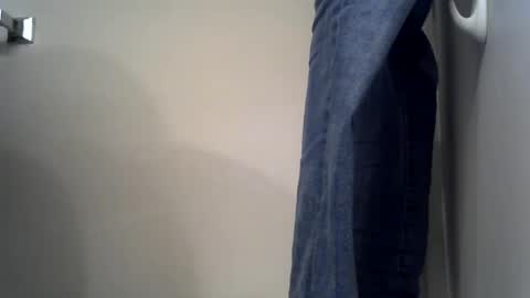 Snapshot of alexdom30 chatting on 01/15/25, 11:30 alexdom30 online show from 01/15/25, 11:30