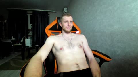 Snapshot of alexfox2018 chatting on 12/02/24, 10:12 Alex online show from 12/02/24, 10:12