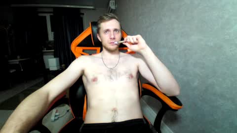 Snapshot of alexfox2018 chatting on 02/08/25, 10:19 Alex online show from 02/08/25, 10:19