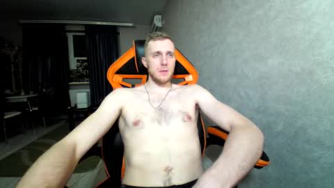 Snapshot of alexfox2018 chatting on 02/21/25, 10:59 Alex online show from 02/21/25, 10:59