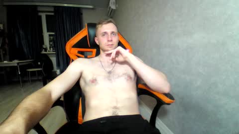 Snapshot of alexfox2018 chatting on 01/08/26, 07:38 Alex online show from 01/08/26, 07:38