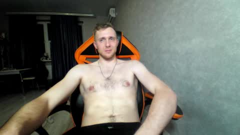 Snapshot of alexfox2018 chatting on 01/13/26, 07:52 Alex online show from 01/13/26, 07:52