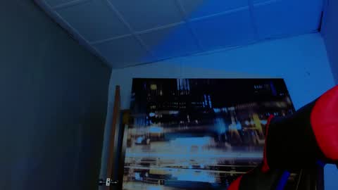 Snapshot of alexgiraldo__ chatting on 05/16/26, 11:57 alexgiraldo__ online show from 05/16/26, 11:57
