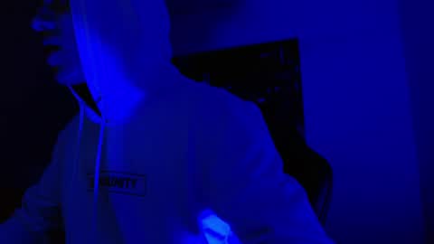 Snapshot of alexgiraldo__ chatting on 06/05/26, 12:22 alexgiraldo__ online show from 06/05/26, 12:22