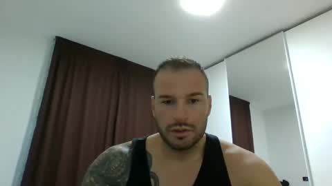 Snapshot of alexgrandi2024 chatting on 01/03/25, 10:20 rey ale84 online show from 01/03/25, 10:20