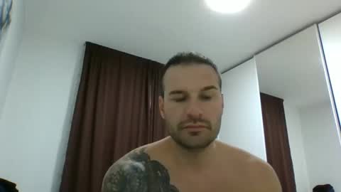 Snapshot of alexgrandi2024 chatting on 02/01/25, 03:28 rey ale84 online show from 02/01/25, 03:28