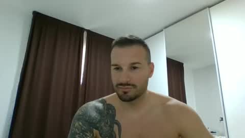 Snapshot of alexgrandi2024 chatting on 02/27/25, 10:59 rey ale84 online show from 02/27/25, 10:59