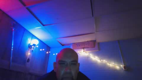 Rev2end online show from 11/04/25, 09:41