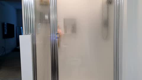 Alexi online show from 01/10/25, 02:23