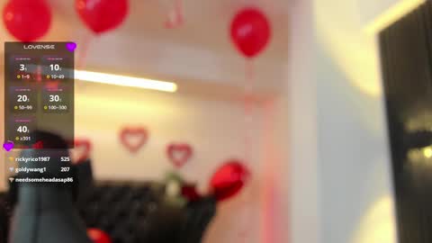 Alexiaa  Online 1430 to 2100 GMT-5 online show from 02/19/25, 06:33