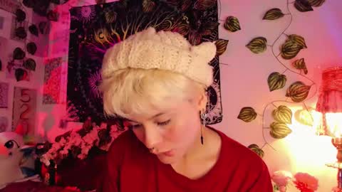 Snapshot of alexiafisher_ chatting on 02/01/25, 12:58 Alex online show from 02/01/25, 12:58