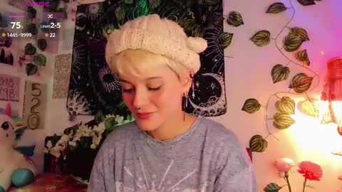 Snapshot of alexiafisher_ chatting on 02/13/25, 04:07 Alex online show from 02/13/25, 04:07