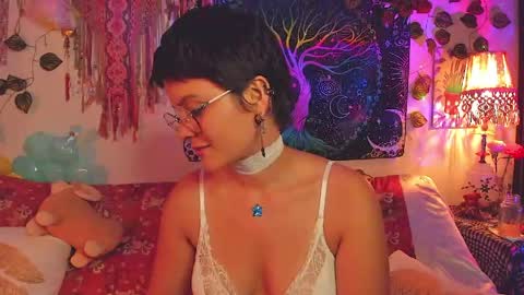 Snapshot of alexiafisher_ chatting on 06/08/26, 01:28 Alex online show from 06/08/26, 01:28