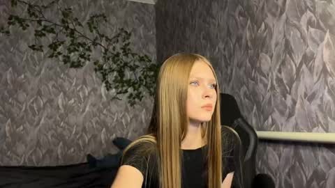 Alexia online show from 05/26/26, 01:51