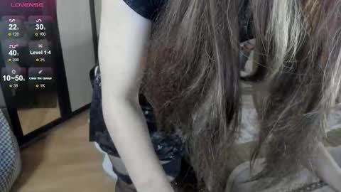 Snapshot of alexiamaiex chatting on 09/12/25, 12:11 alexiamaiex online show from 09/12/25, 12:11