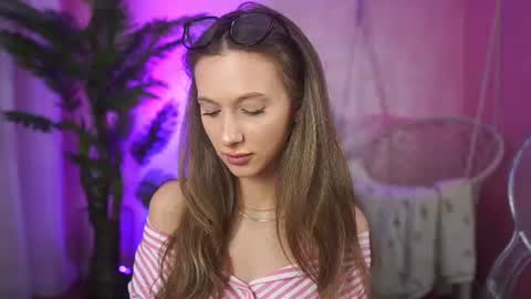 Alexia online show from 07/14/26, 10:21