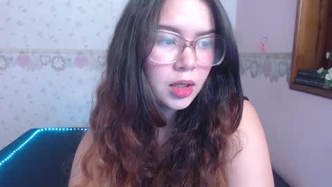 Alexia online show from 02/03/25, 12:03