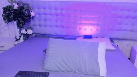 Alexia Brown online show from 04/04/26, 10:51