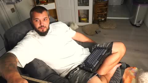 Alex online show from 09/10/25, 08:42