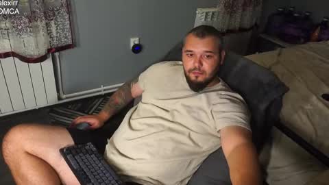 Alex online show from 10/28/25, 09:17