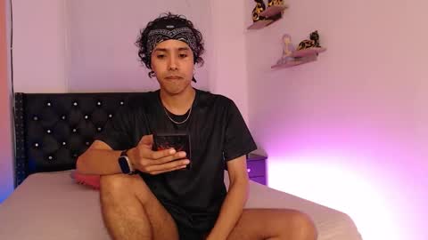 Alexis online show from 09/10/25, 02:33