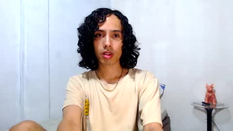 Alexis online show from 05/10/26, 06:57