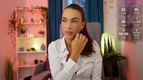 Alexis online show from 11/12/25, 02:17