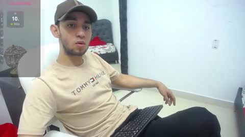 alexiscollinss online show from 02/05/25, 01:33