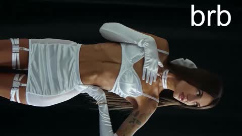 Alexis   Mon Tue Wed Thu Fri 7 GMT 0100am-0700am  online show from 09/30/25, 08:25