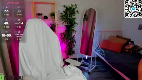 Alexis   Mon Tue Wed Thu Fri 7 GMT 0100am-0700am  online show from 01/11/26, 11:43