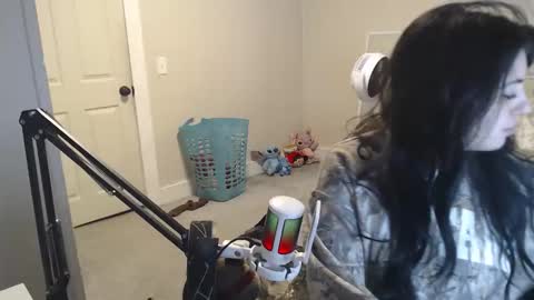 alexislove8 online show from 01/19/26, 12:58