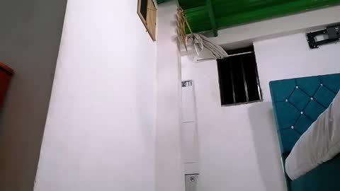 Alexis online show from 03/08/25, 03:39