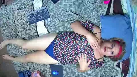 Snapshot of alexiss699 chatting on 07/27/26, 03:35 alexiss699 online show from 07/27/26, 03:35